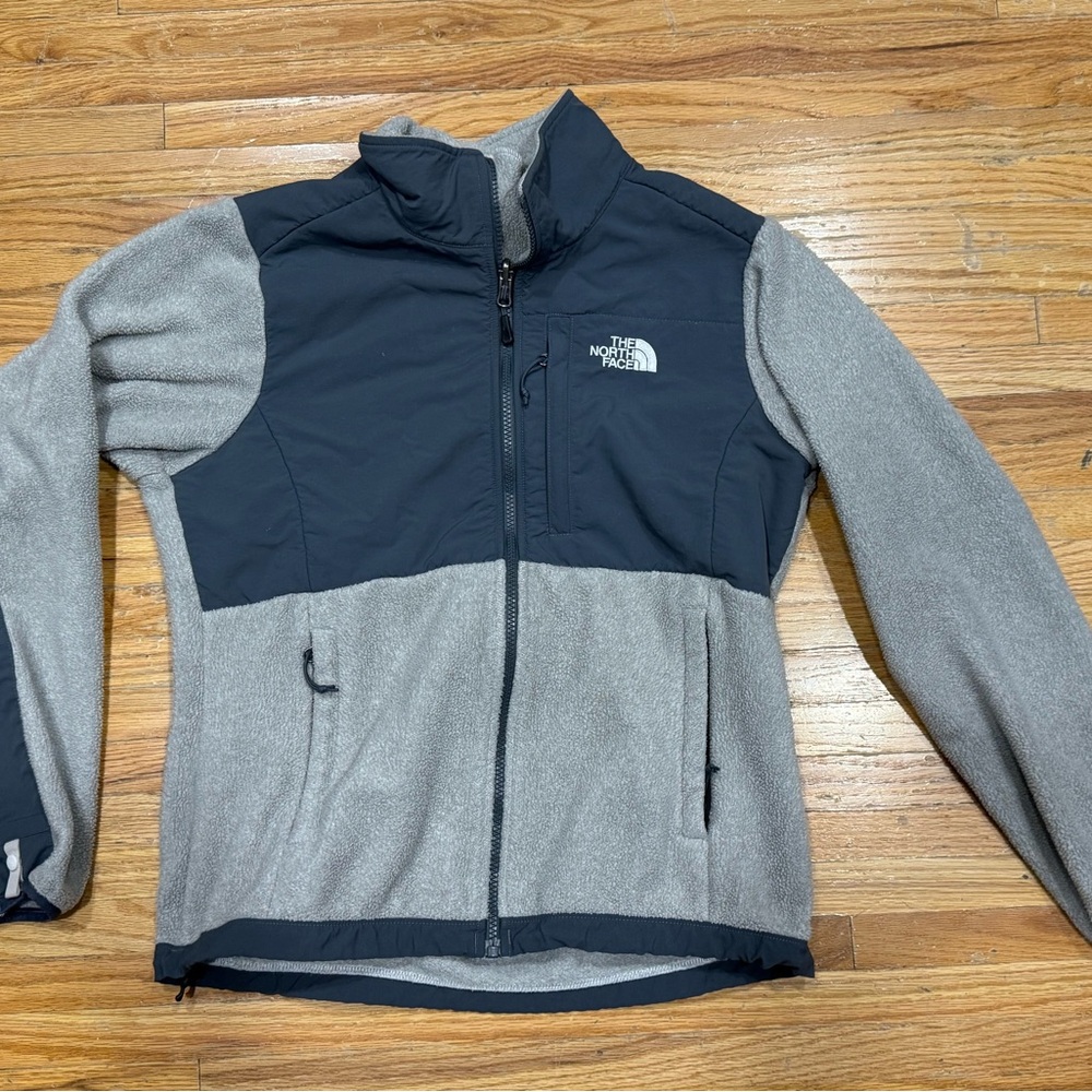 The North Face Gray Soft Fleece Zip Jacket women’s medium